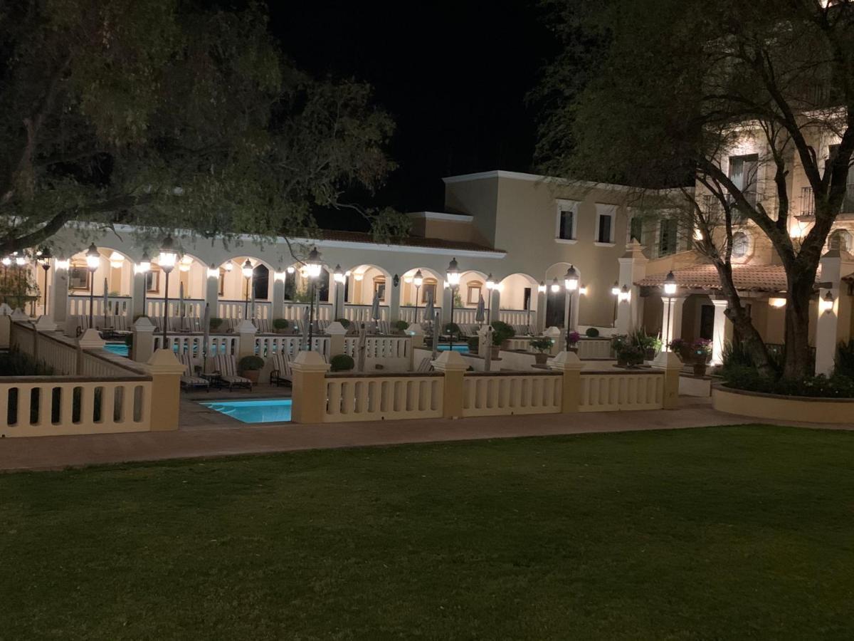 טקיסקיאפן Villa Antigua מראה חיצוני תמונה
