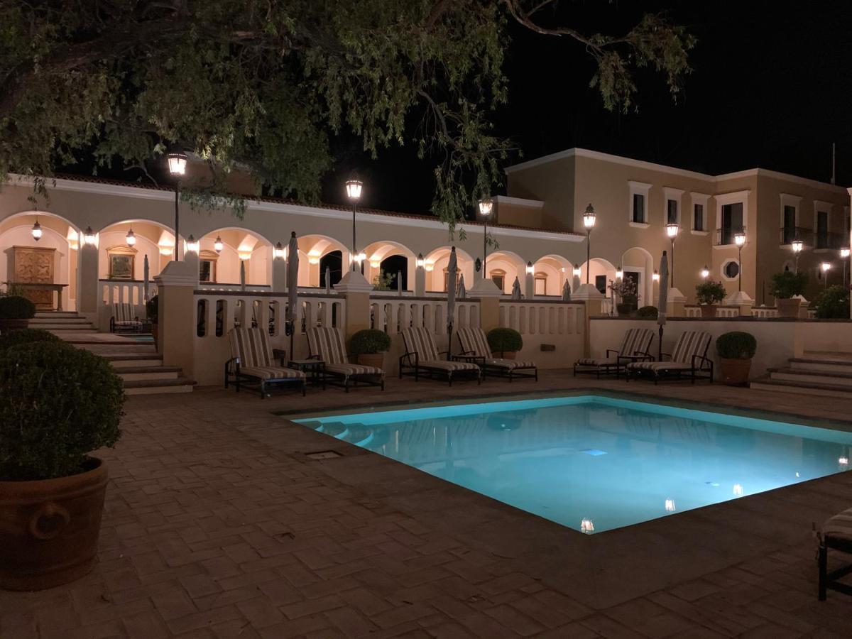 טקיסקיאפן Villa Antigua מראה חיצוני תמונה