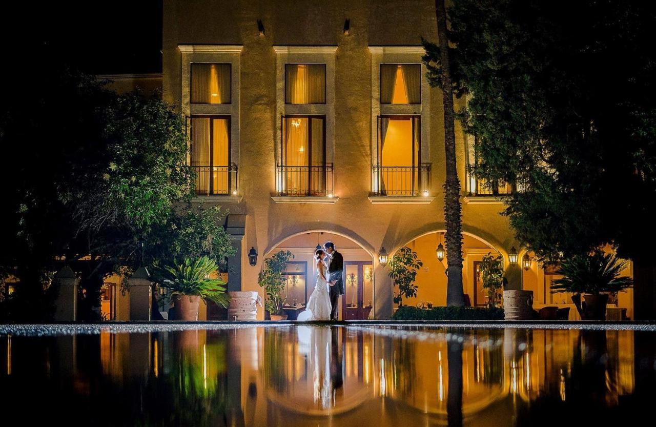 טקיסקיאפן Villa Antigua מראה חיצוני תמונה